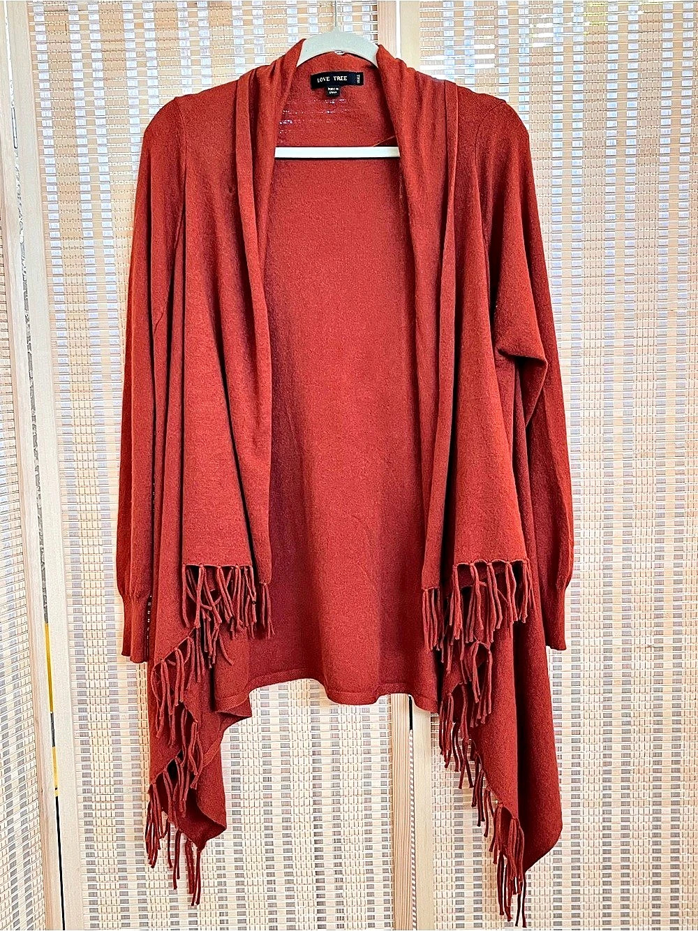 Love Tree Fringe Draped Shrug in rust red Size Small Like New